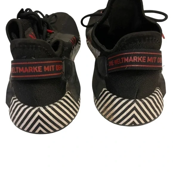 Men’s ADIDAS NMD R1 V2 Dazzle Camo Black Sneakers Shoes - Picture 5 of 8